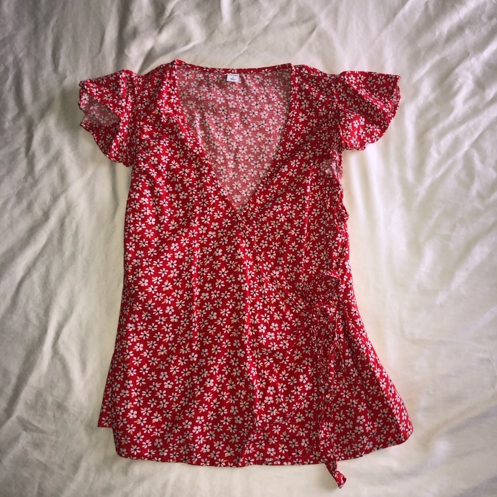 Res floral tie top with ruffle sleeves